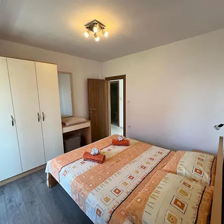 Apartament 4 Majba