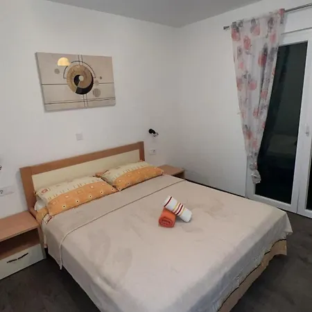 4 Majba Apartament *